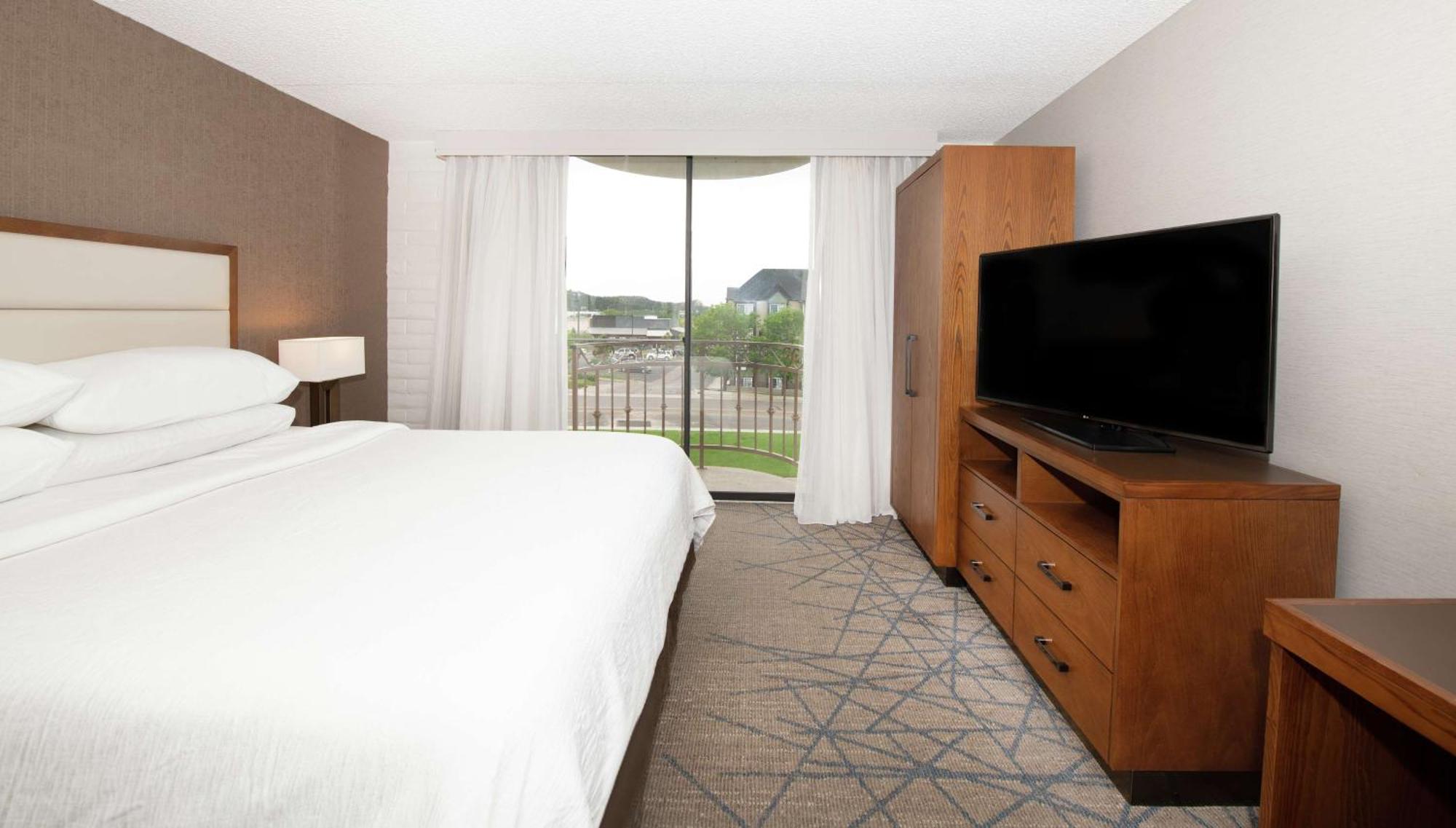 Embassy Suites By Hilton Colorado Springs Exterior foto